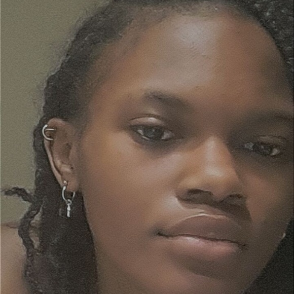 Meet your Posher, La'jada - Picture 1 of 1